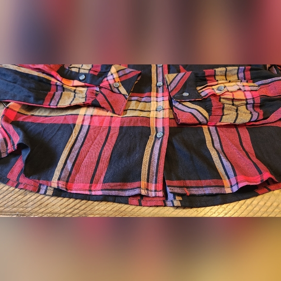 Sanctuary Women's Multicolor Plaid Collared The Cabin Button Up Shirt Size M - Picture 15 of 15